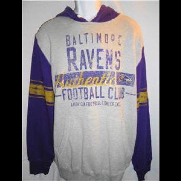 Baltimore Ravens GIII Women's Logo Thermal Shirt - Picture 2 of 3